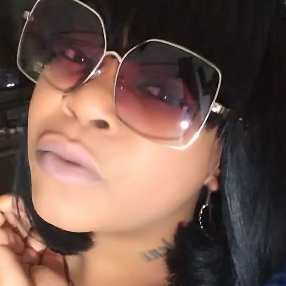 Meet your Posher, Georgetta