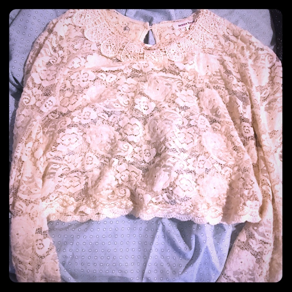 White lace cover shirt