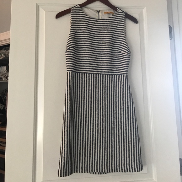 Alice and Olivia dress - Picture 1 of 1