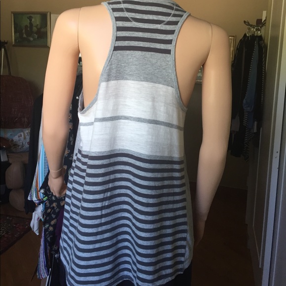 CALVIN KLEIN TANK TOP - Picture 3 of 4