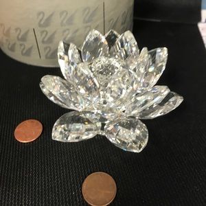 Crystal flower candle holder