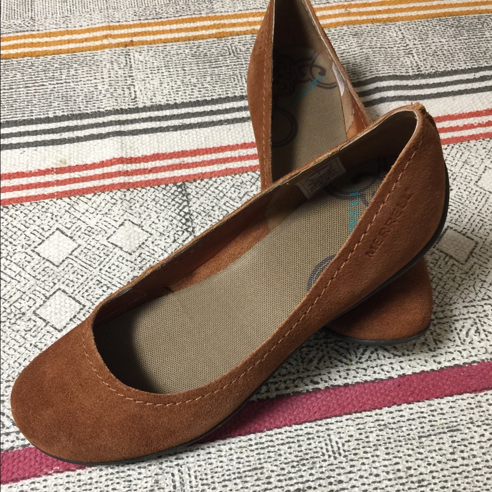 Merrell flats