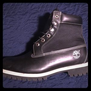 Men's timberland black 2 tone boots size 10.5 used