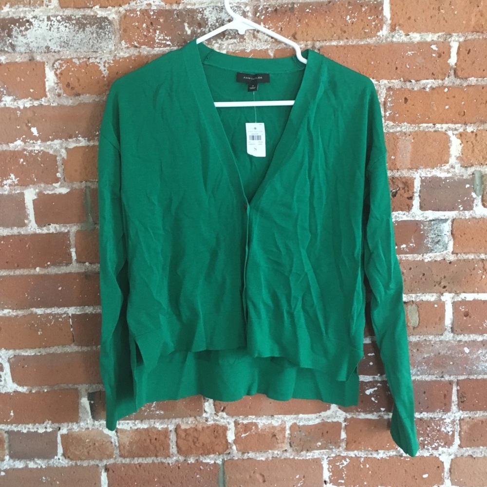 Ann Taylor small high low green cardigan