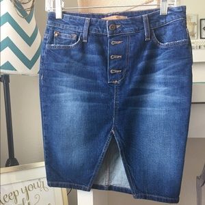 Joe's skirt sz 26