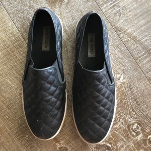 Steve Madden size 10 slip one