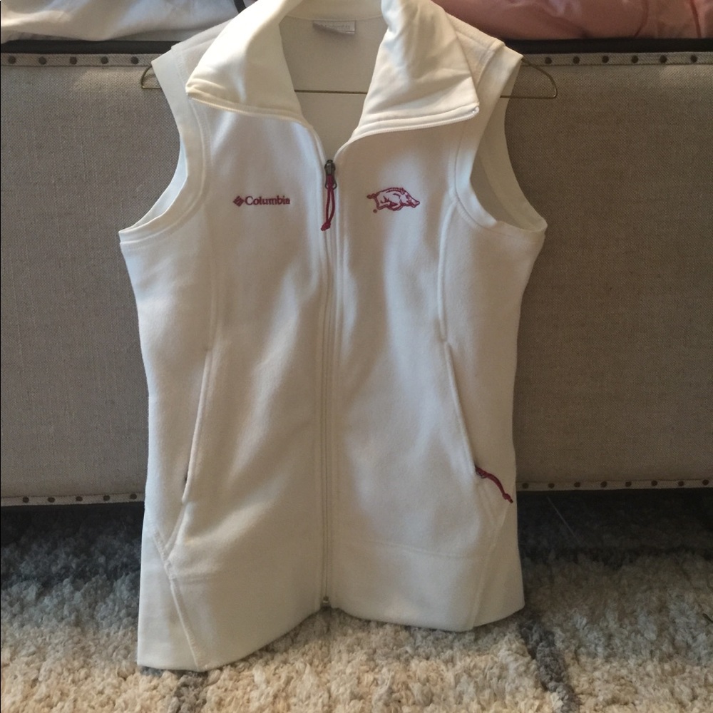 Razorback Columbia vest women's small