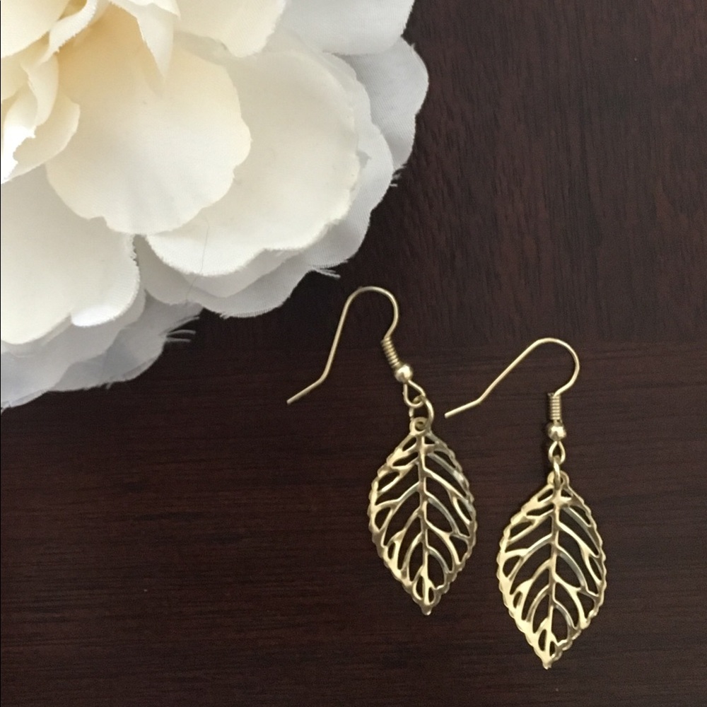 Gold leaf earrings