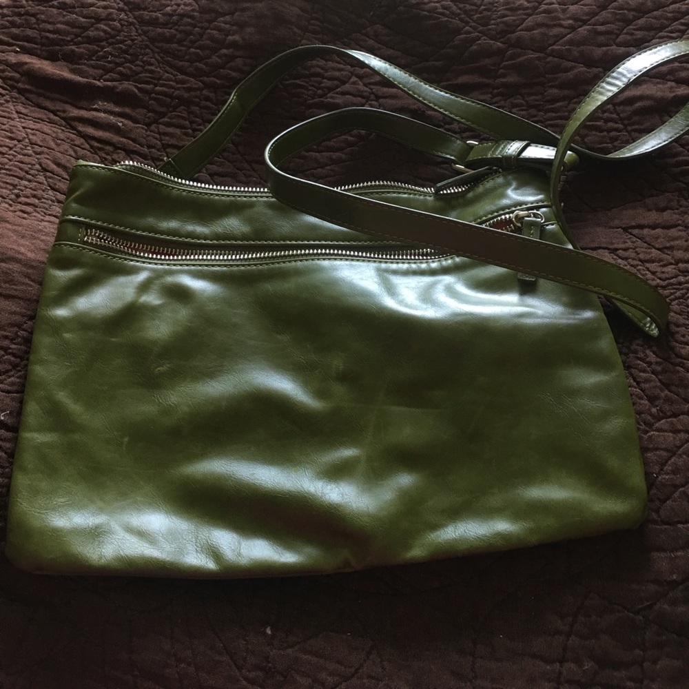 Green crossbody!
