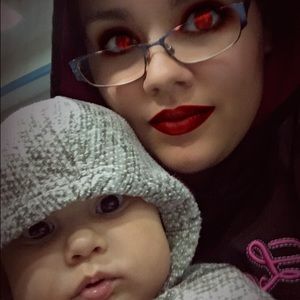 Meet your Posher, Anabel