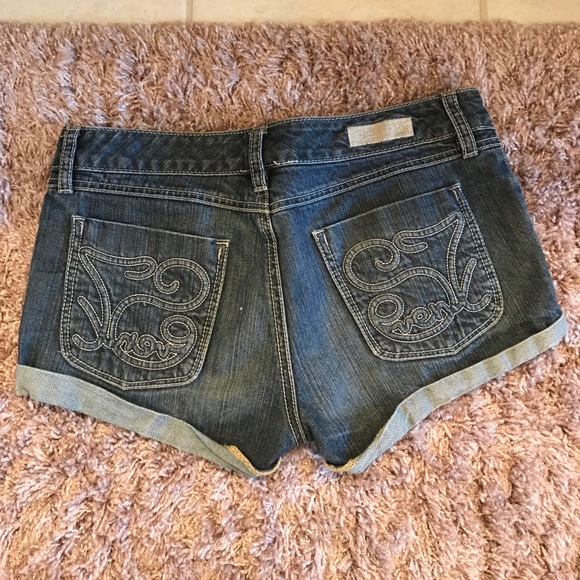 Seven Jeans shorts - Picture 2 of 3
