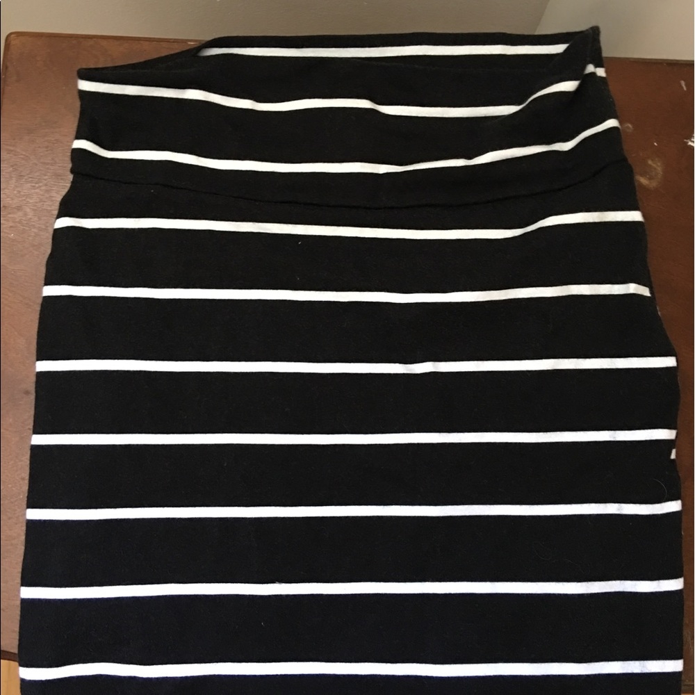 Striped body con skirt