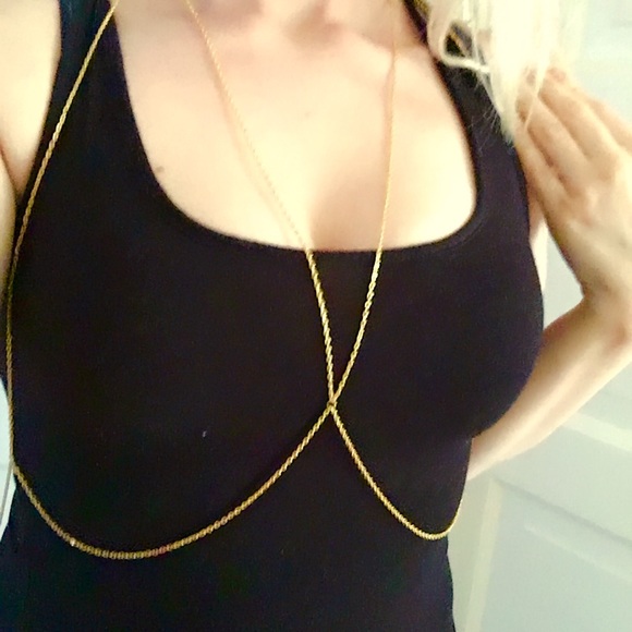 ❣Flash Sale! "Riri" Dainty Gold Bra Chain - Picture 3 of 8