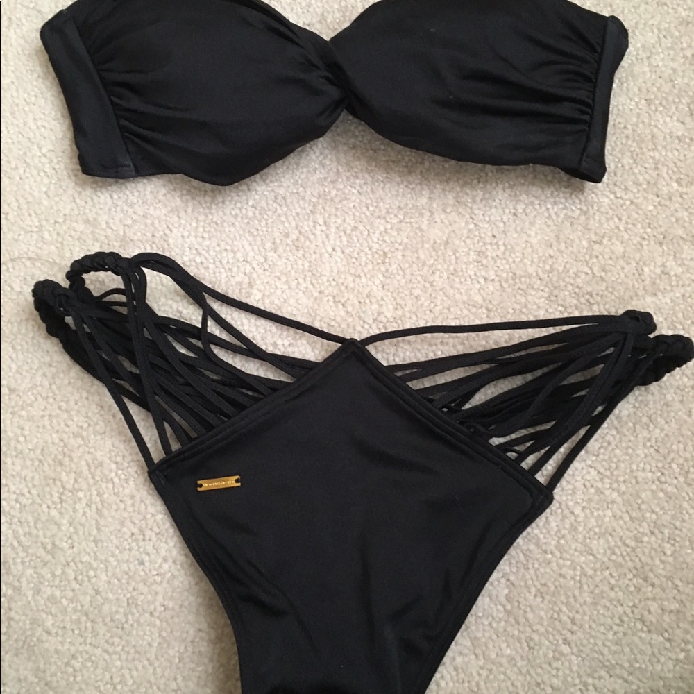 VS black bikini