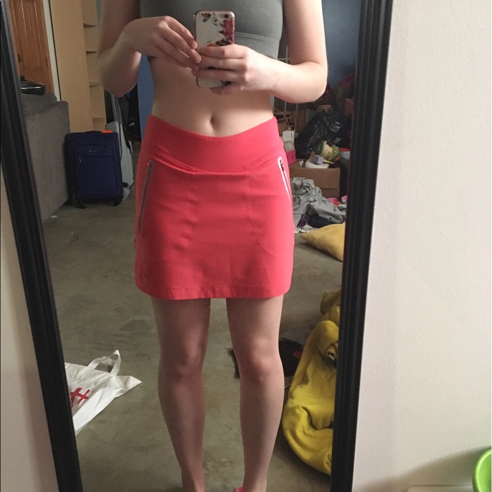 Nike pink golf skort