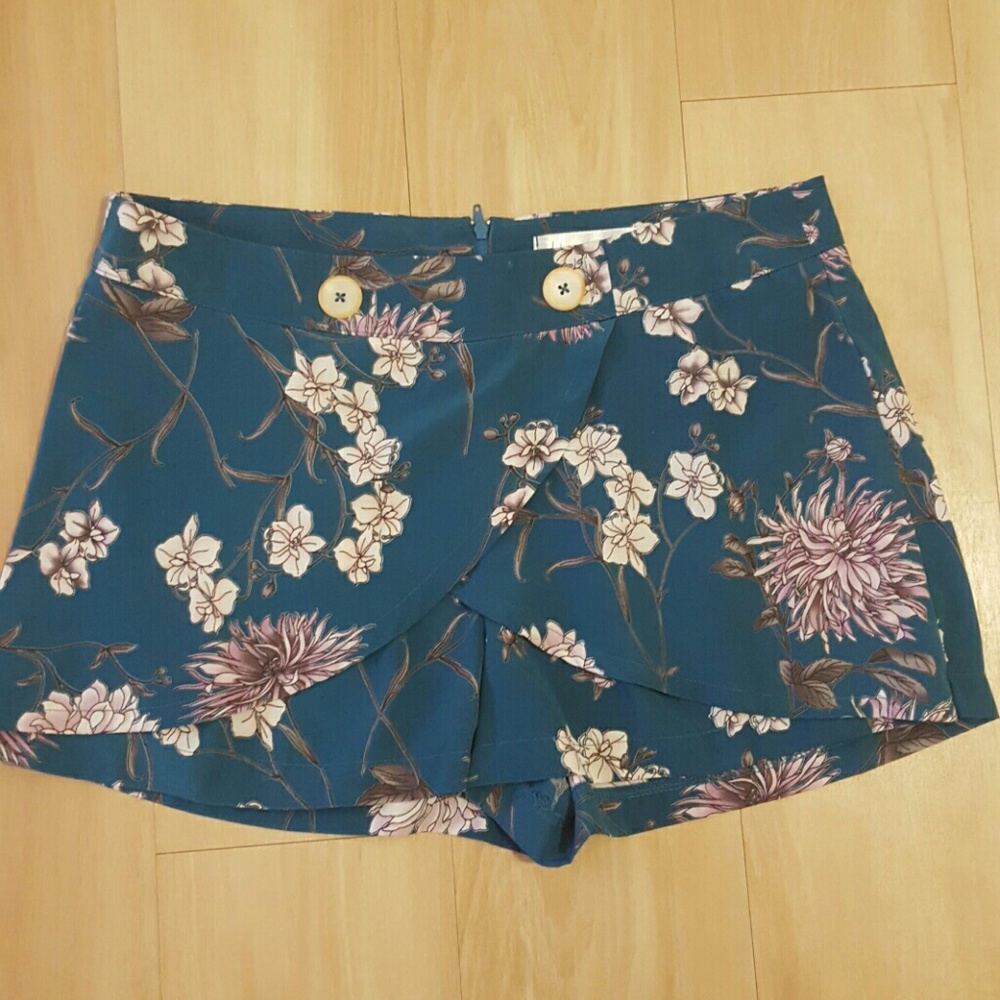 Printed skort