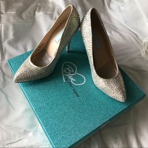 Blue by Betsy Johnson Champagne rhinestone heels!