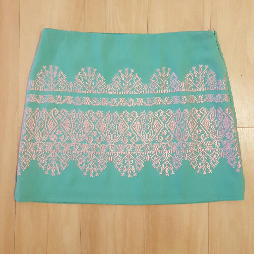 Embroidery skirt