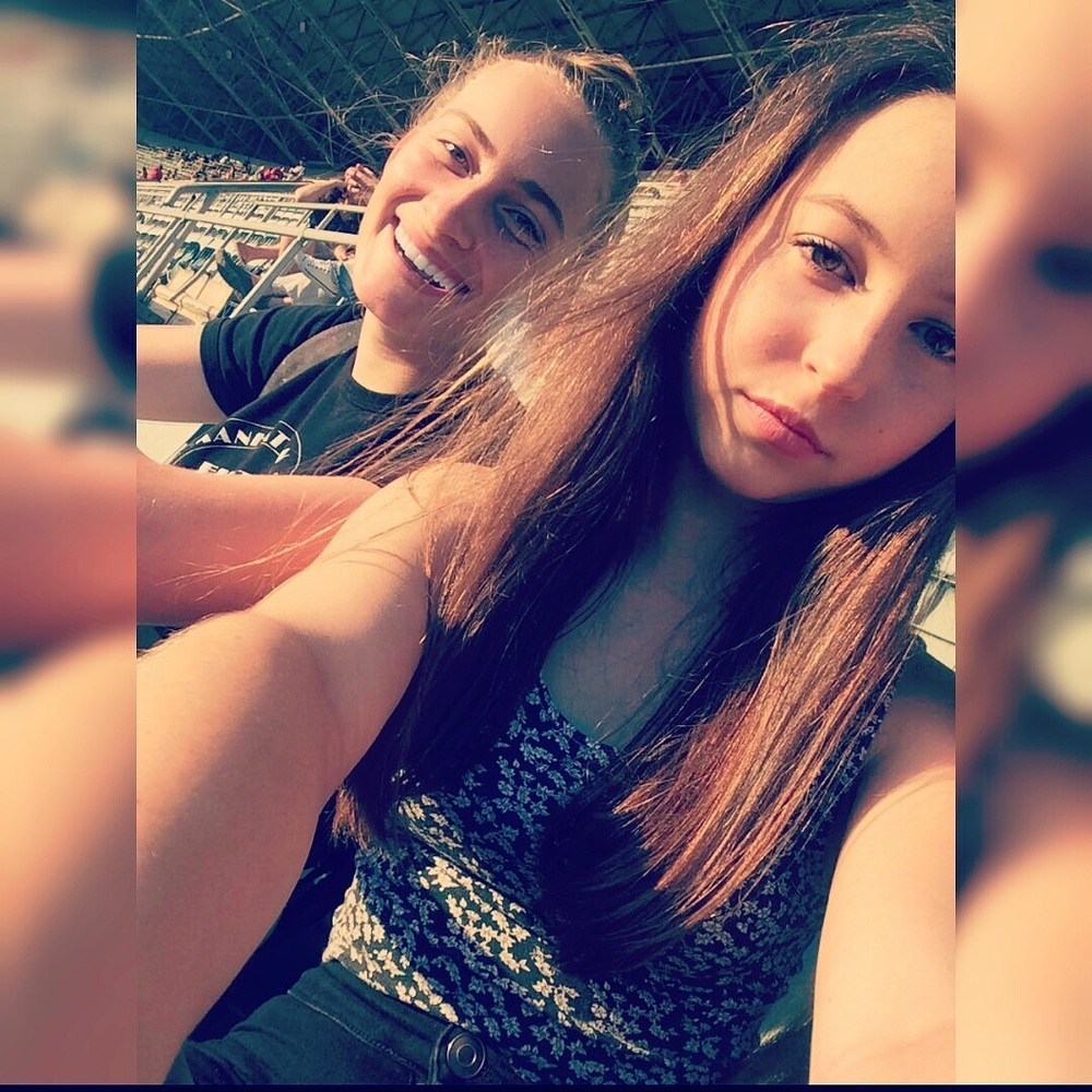 Meet your Posher, Amber