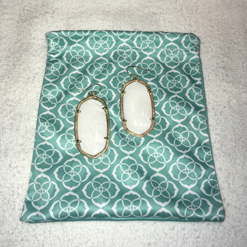 Kendra Scott Danielle Earrings