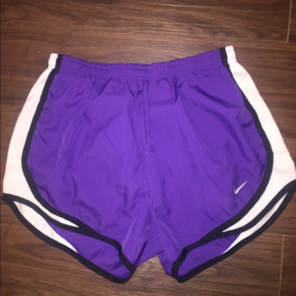 Small Nike Temp - purple and black