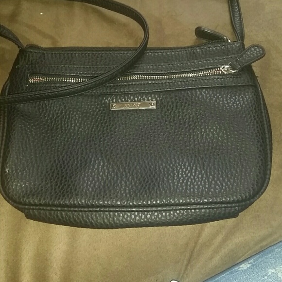 Ninewest black side bage - Picture 1 of 2