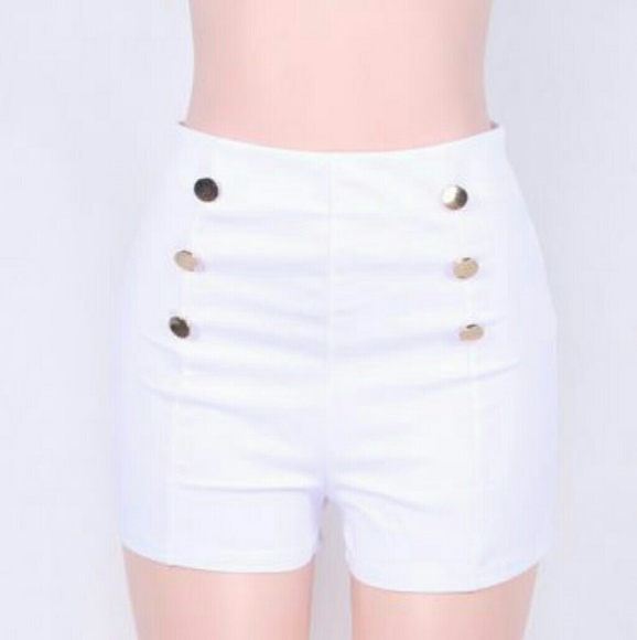 Shorts - Picture 2 of 4