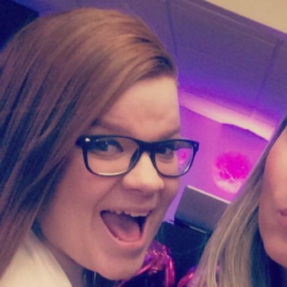 Meet your Posher, Halie