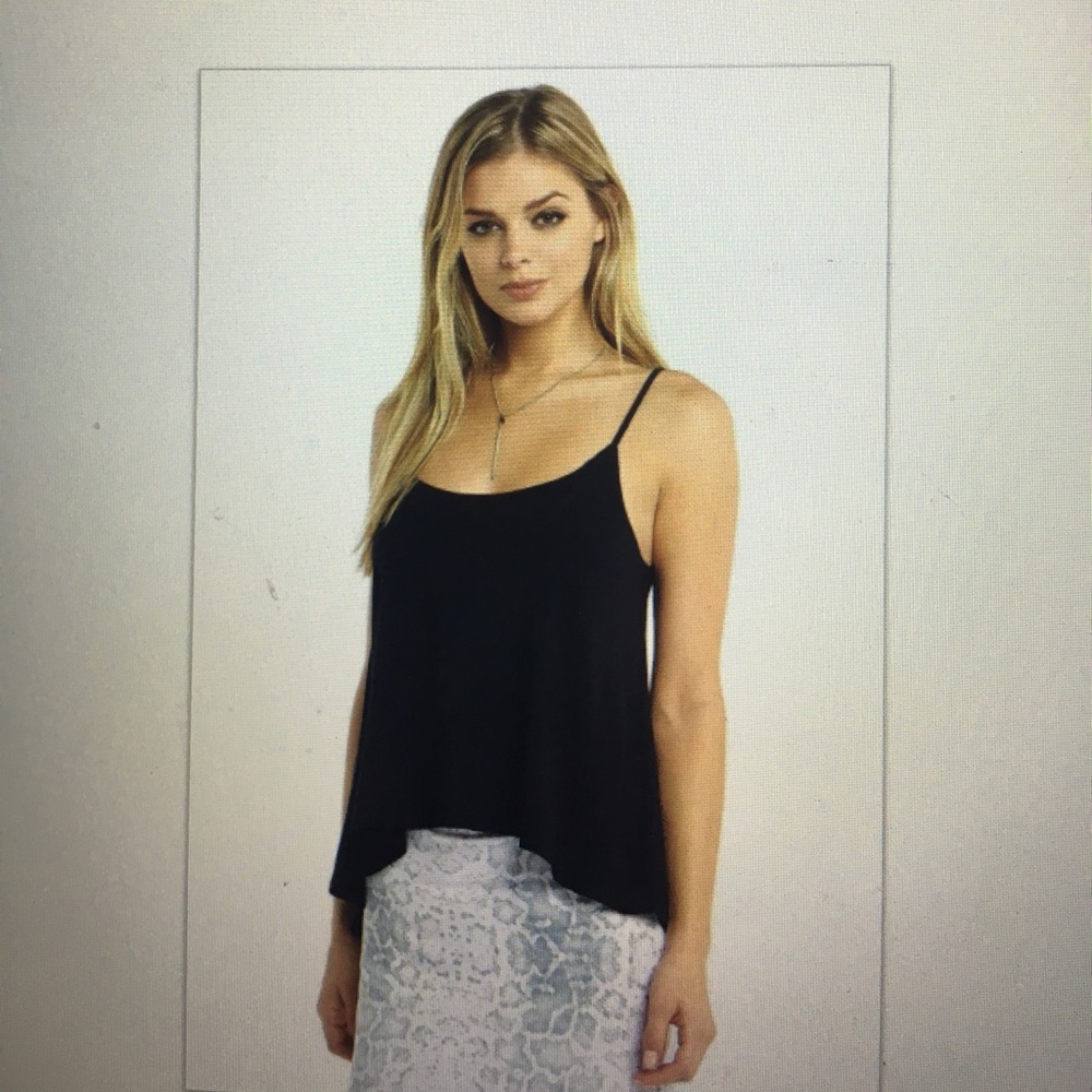 Adjustable strap flyaway back tank top