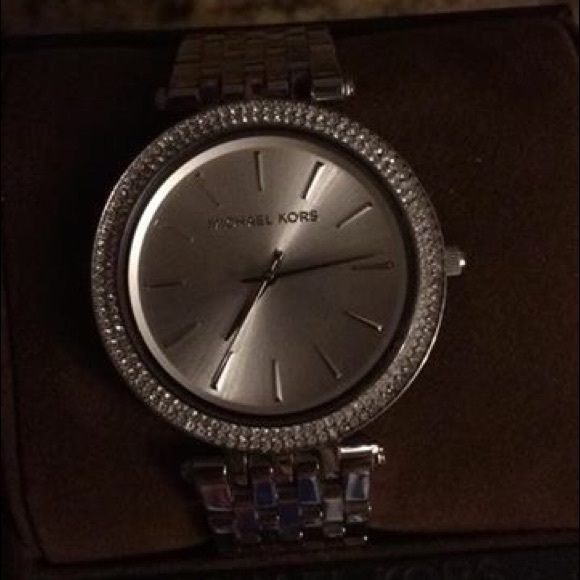 Michael Kors Watch - Picture 2 of 3