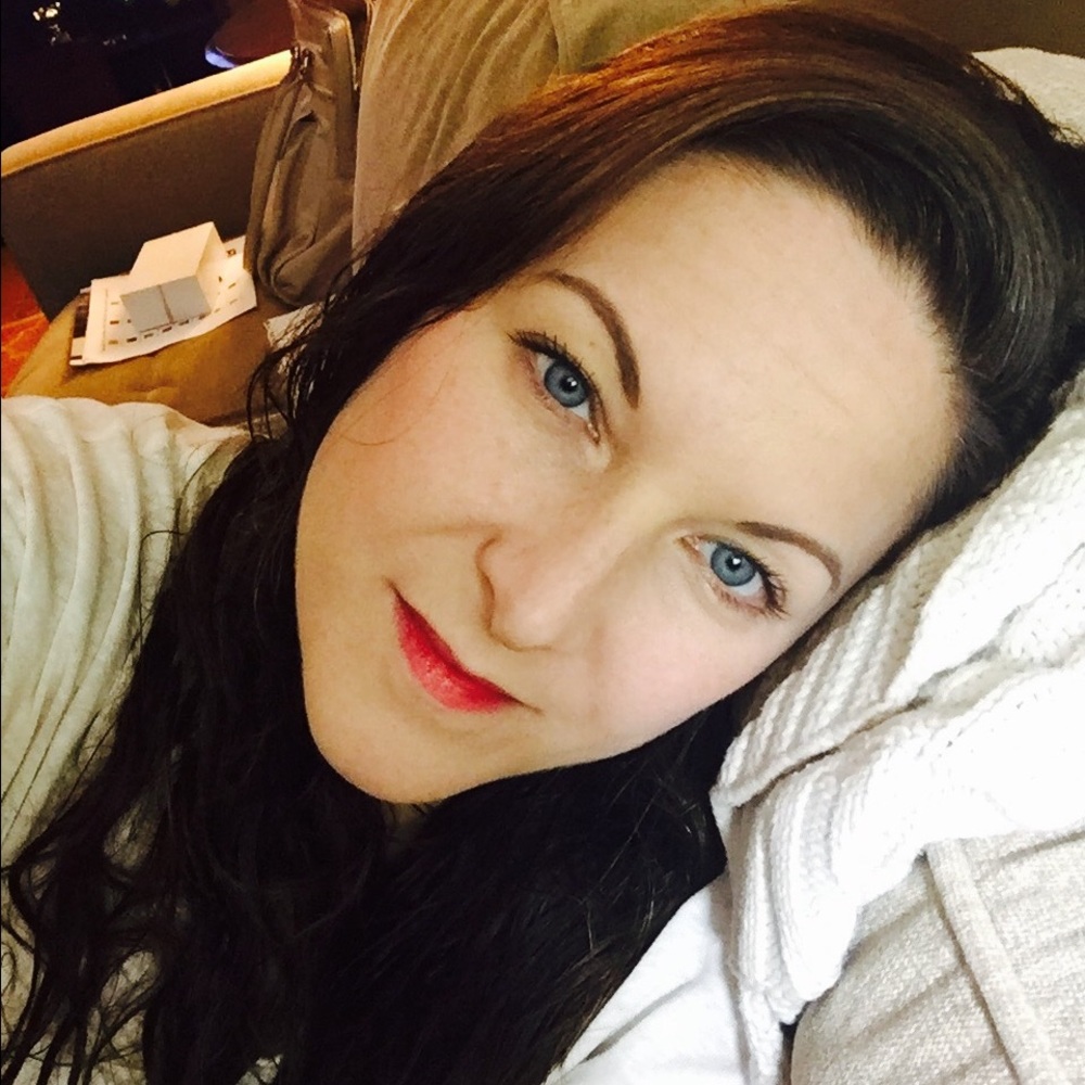 Meet your Posher, Lori