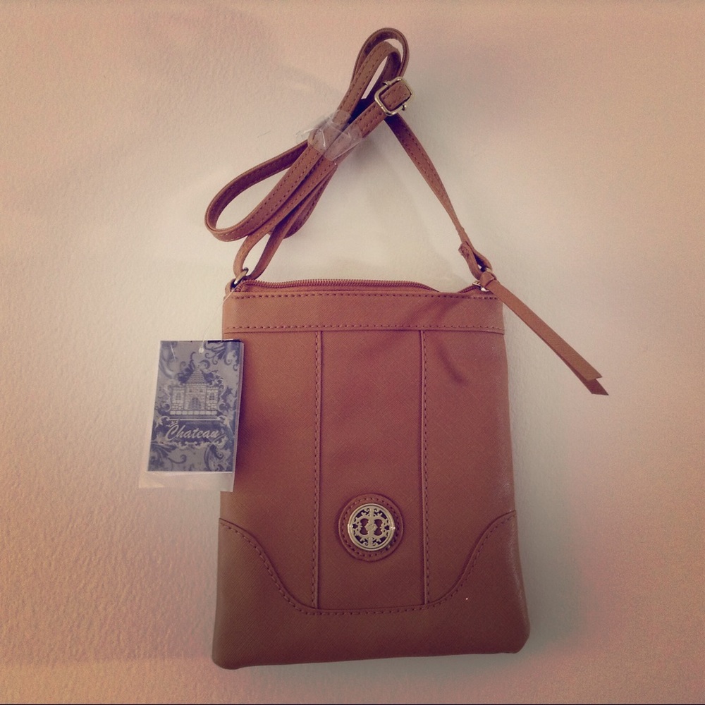 Chateaux tan faux leather cross body messenger