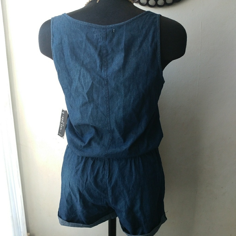 TODAY'S SPECIAL Super Cute Denim Romper ๐๐ฉ๐น - Picture 3 of 3