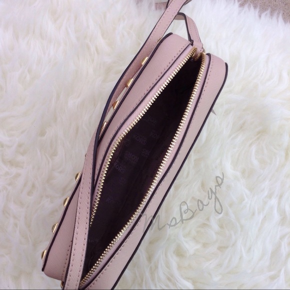 Micheal kors studded Crossbody - Picture 4 of 4