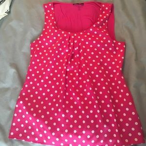 Pink Polka dotted dressy top💕