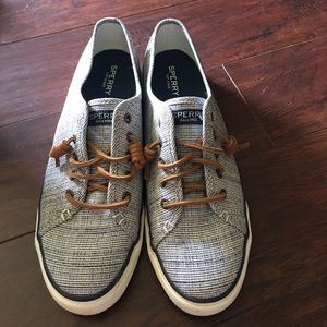 Sperry shoes