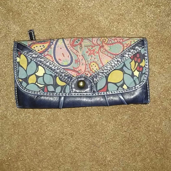 Three fold womens wallet - Picture 1 of 4