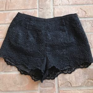 Black flower print fitted Forever 21 shorts