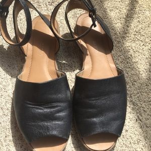 Cute and Comfy Franco Sarto Sandals Size 7