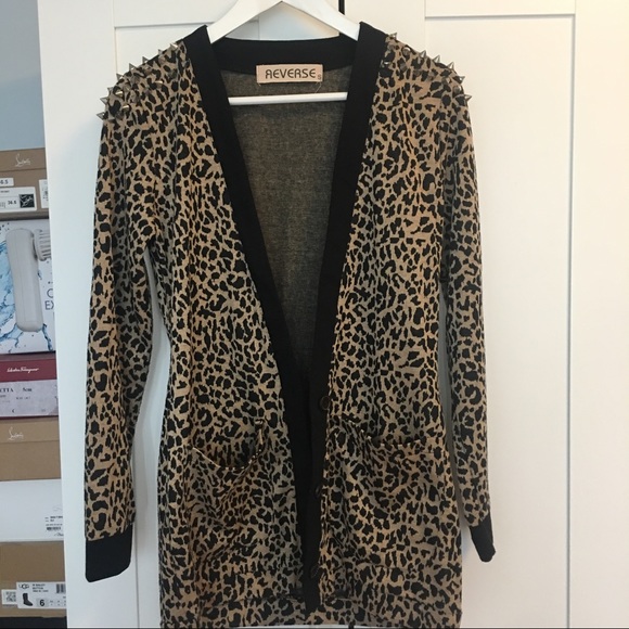 Urban Outfitters Cardigan - Picture 1 of 3