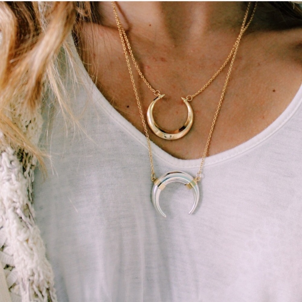 LAST ONE! 🌙✨ Crescent moon necklace 🌙
