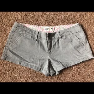 American eagle gray shorts