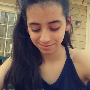 Meet your Posher, Michaella