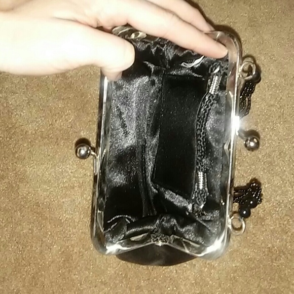 Little black clutch - Picture 2 of 3