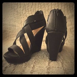 Chinese Laundry wedge sandals, size 6.5