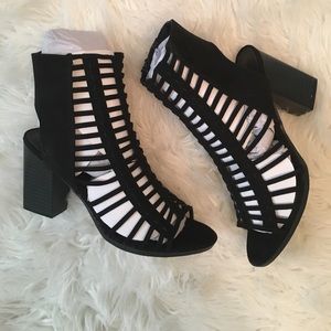 NWT Black caged block heel