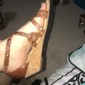 GUESS mini wedge. MAKE OFFER