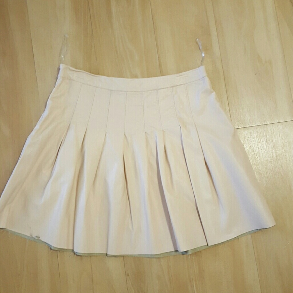 Faux leather pink skirt