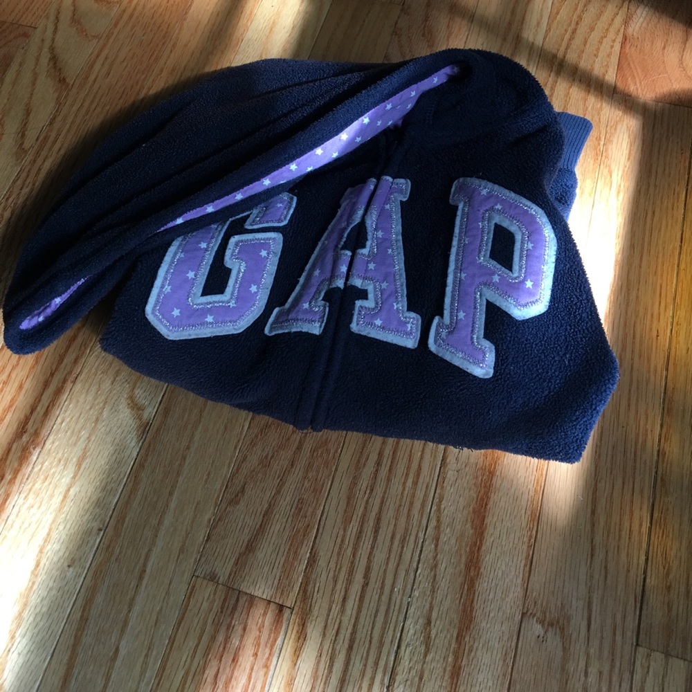 Kids gap sweatshirt
