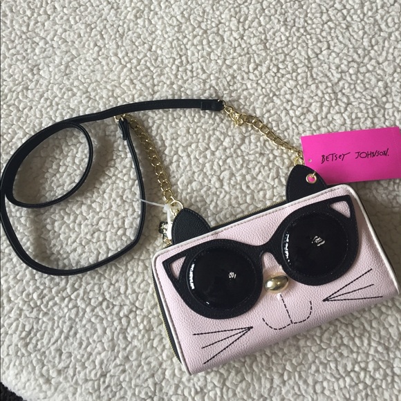 😽HP😽NWT! BETSEY JOHNSON WALLET ON A STRING - Picture 2 of 4